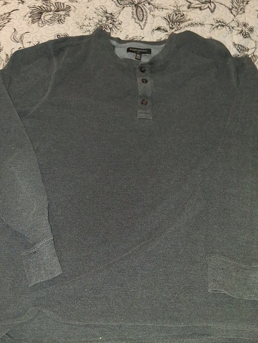 Banana Republic Men's Crewneck Henley Sweater - Charcoal